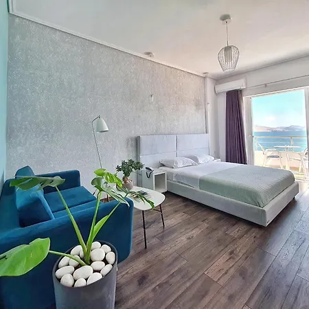 Joan 3* Sarandë