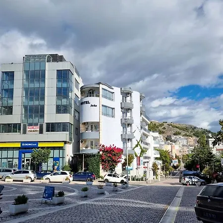Hotel Joan