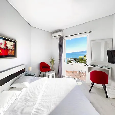 Joan Hotel Sarande