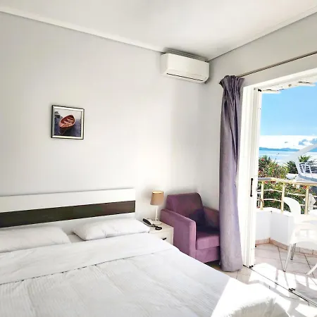 Joan 3* Sarandë