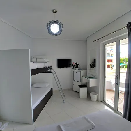 Joan 3* Sarandë