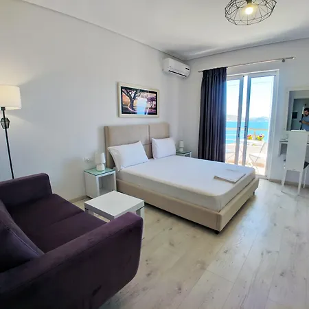 Joan Sarandë