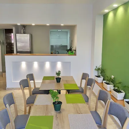 Joan Szálloda Saranda