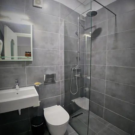 Joan Otel